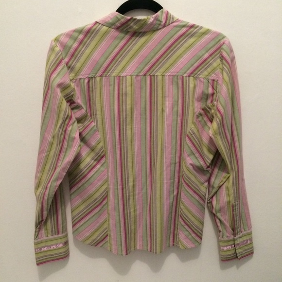 B. Moss Button Front Shirt - Picture 4 of 4